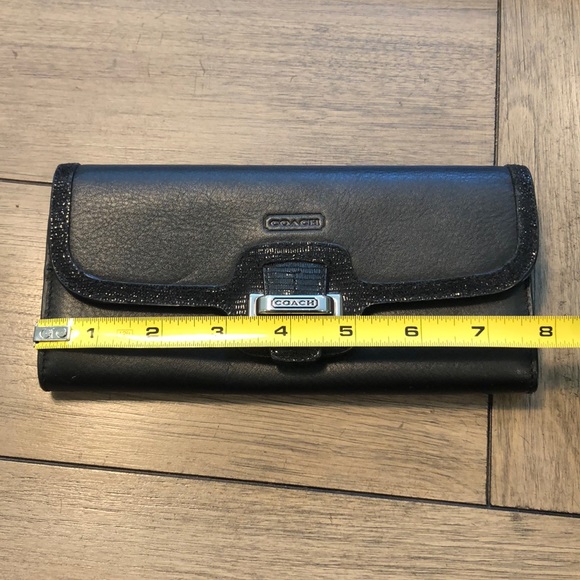 Coach black leather wallet - Picture 9 of 9